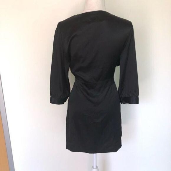 Victoria’s Secret Short Robe Womens Large L Black Three Quarter Sleeves Belt - Picture 3 of 10